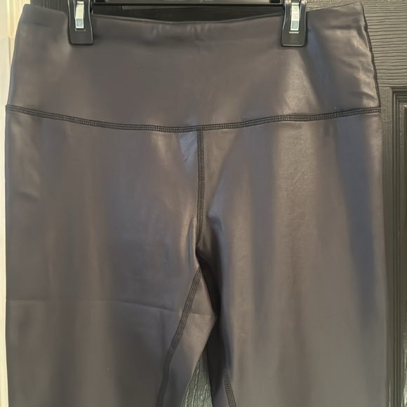 90 Degree By Reflex Black Leggings Comfortable Activewear - Picture 2 of 4